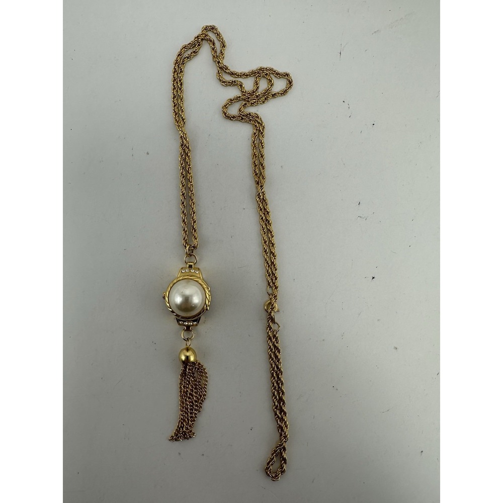Futura Pendant Ladies Watch New Battery Faux Pearl Tassel‎ 21MM 30" Chain L57